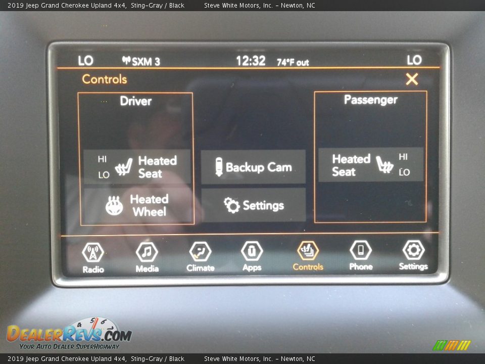 2019 Jeep Grand Cherokee Upland 4x4 Sting-Gray / Black Photo #26