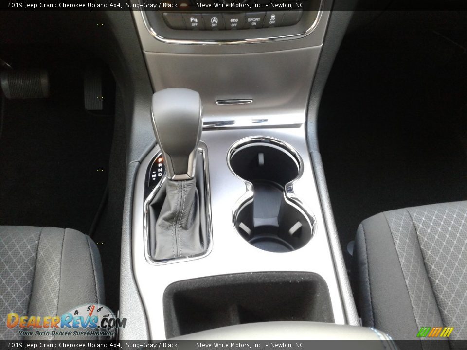 2019 Jeep Grand Cherokee Upland 4x4 Sting-Gray / Black Photo #29