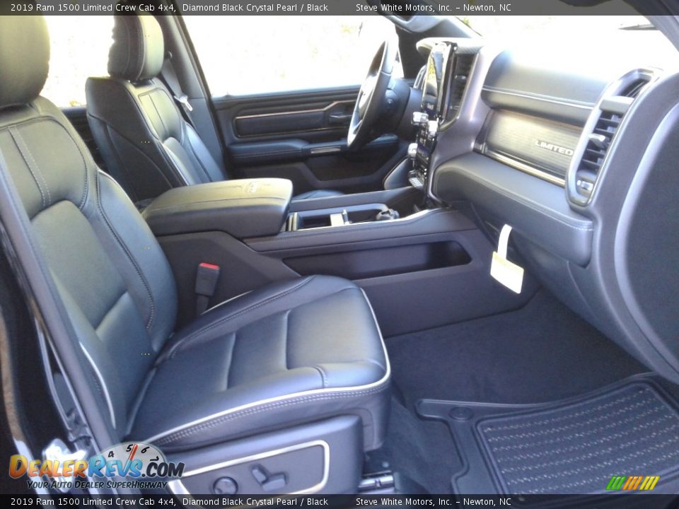 2019 Ram 1500 Limited Crew Cab 4x4 Diamond Black Crystal Pearl / Black Photo #15