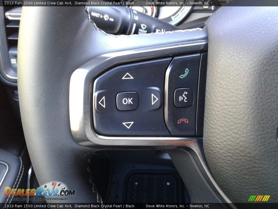2019 Ram 1500 Limited Crew Cab 4x4 Diamond Black Crystal Pearl / Black Photo #18