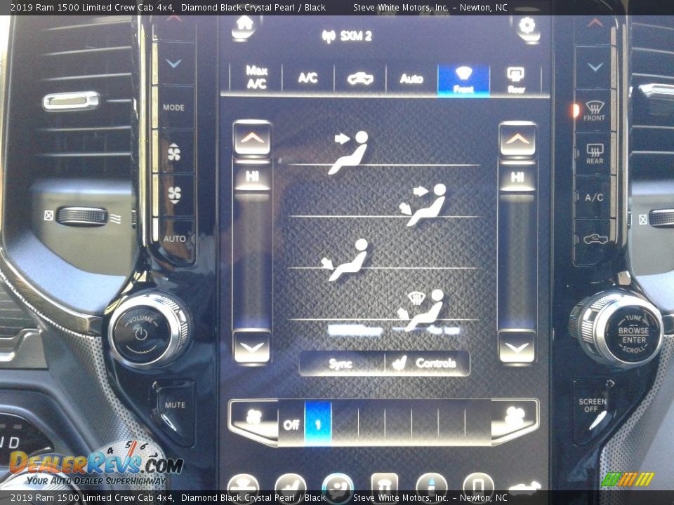 2019 Ram 1500 Limited Crew Cab 4x4 Diamond Black Crystal Pearl / Black Photo #25