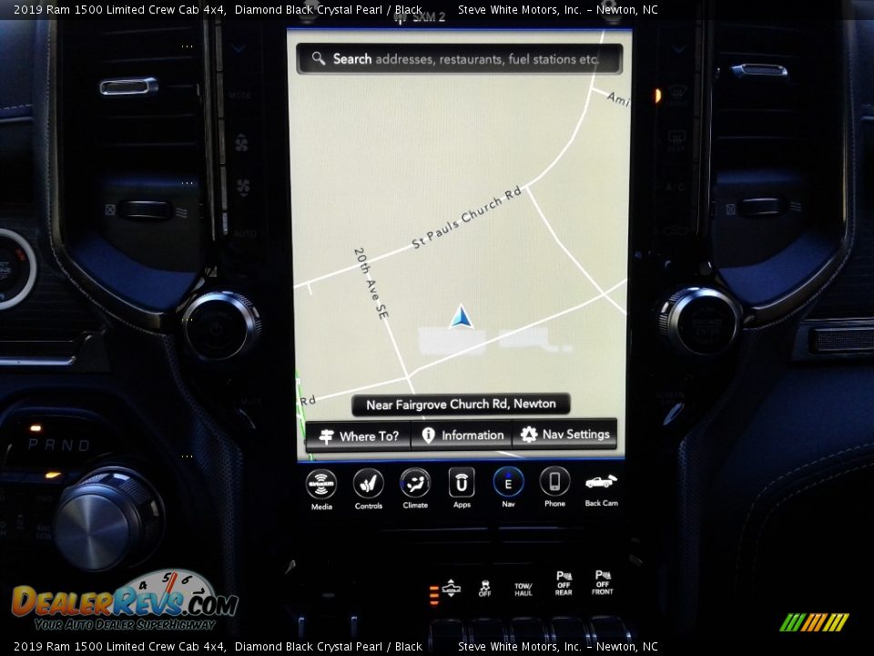 2019 Ram 1500 Limited Crew Cab 4x4 Diamond Black Crystal Pearl / Black Photo #26