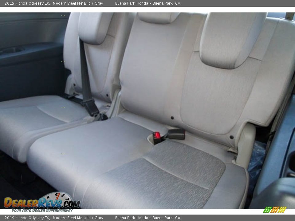 2019 Honda Odyssey EX Modern Steel Metallic / Gray Photo #13