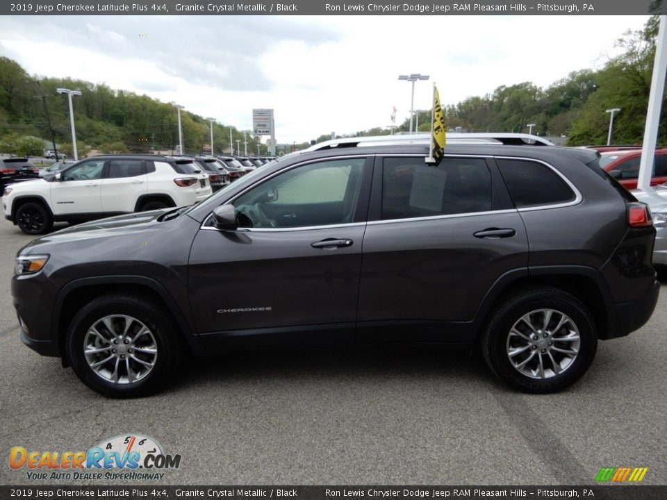 2019 Jeep Cherokee Latitude Plus 4x4 Granite Crystal Metallic / Black Photo #2