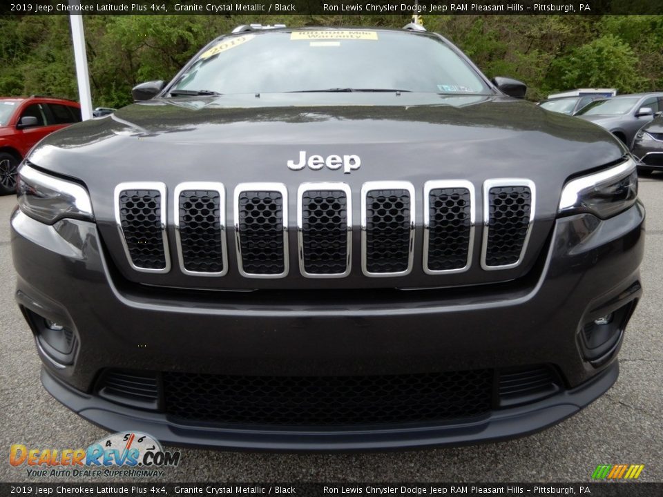 2019 Jeep Cherokee Latitude Plus 4x4 Granite Crystal Metallic / Black Photo #9