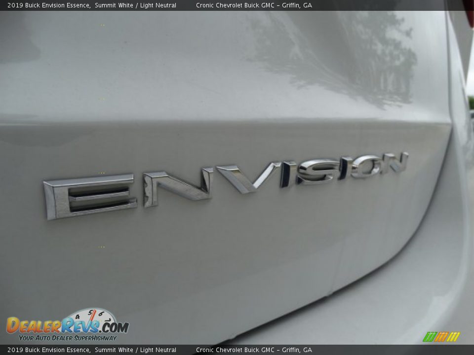 2019 Buick Envision Essence Summit White / Light Neutral Photo #8
