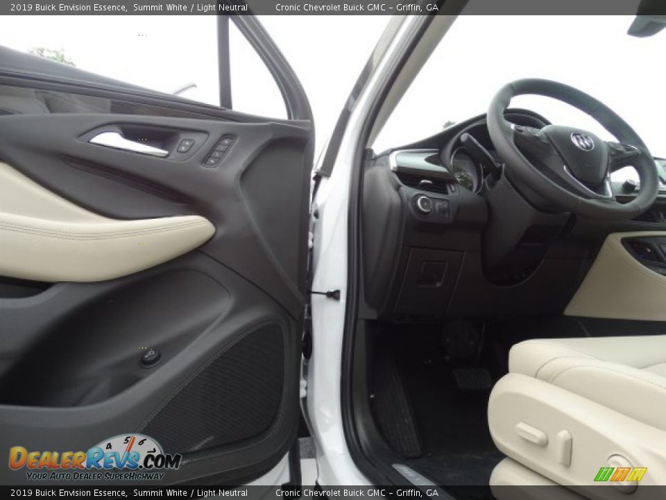 2019 Buick Envision Essence Summit White / Light Neutral Photo #10