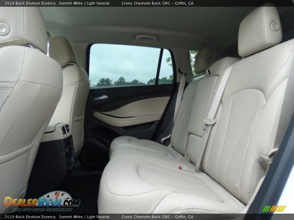 2019 Buick Envision Essence Summit White / Light Neutral Photo #21