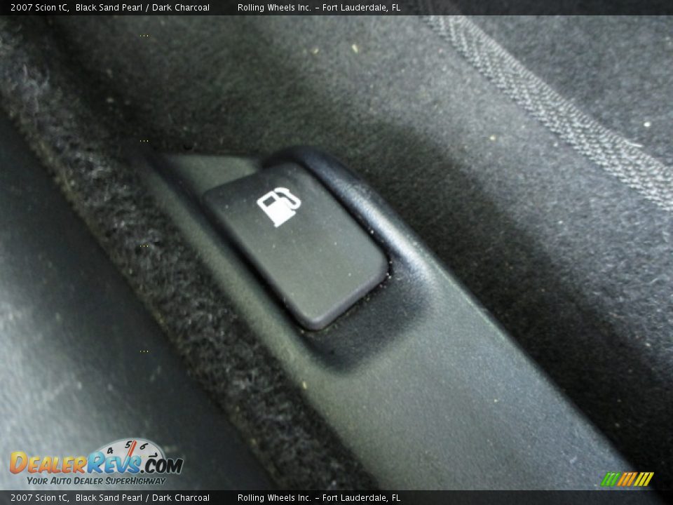 2007 Scion tC Black Sand Pearl / Dark Charcoal Photo #33