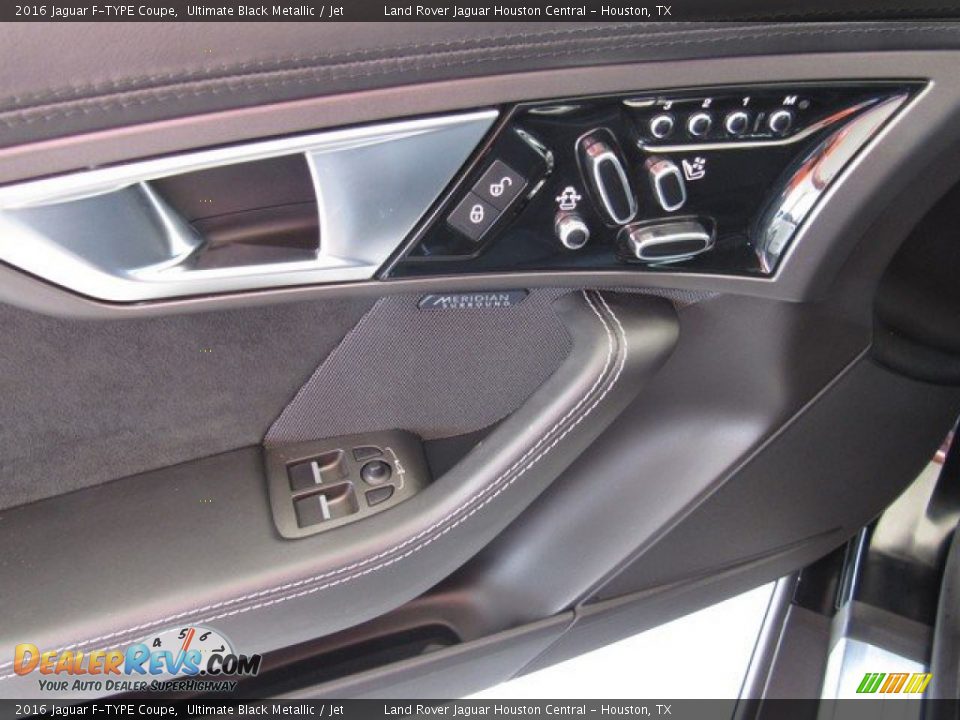 2016 Jaguar F-TYPE Coupe Ultimate Black Metallic / Jet Photo #21