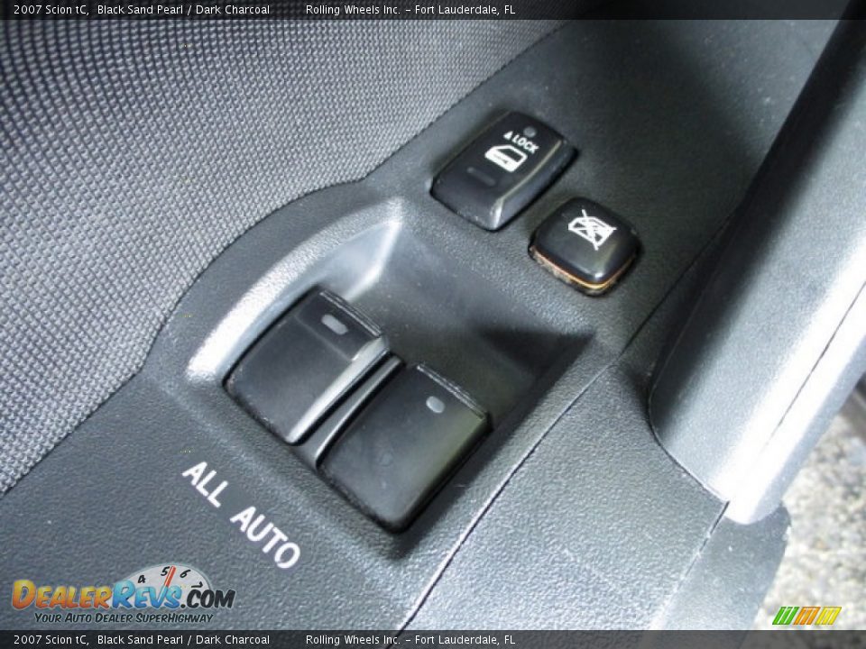 2007 Scion tC Black Sand Pearl / Dark Charcoal Photo #35