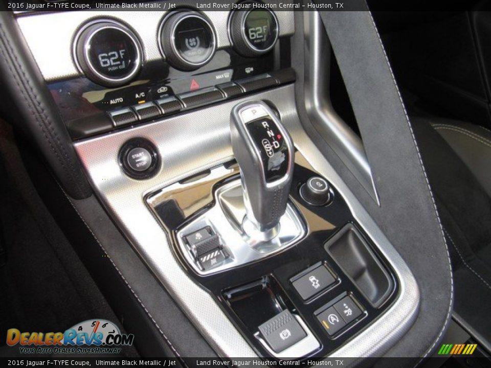 2016 Jaguar F-TYPE Coupe Ultimate Black Metallic / Jet Photo #31