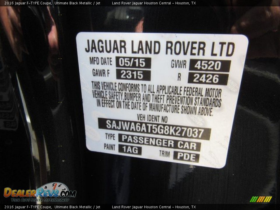 2016 Jaguar F-TYPE Coupe Ultimate Black Metallic / Jet Photo #33