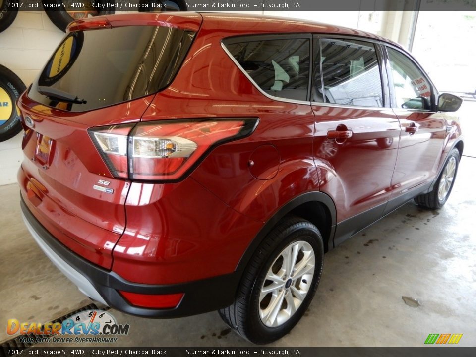 2017 Ford Escape SE 4WD Ruby Red / Charcoal Black Photo #4