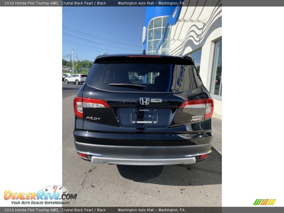 2019 Honda Pilot Touring AWD Crystal Black Pearl / Black Photo #6