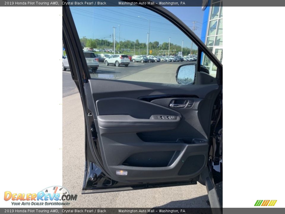 2019 Honda Pilot Touring AWD Crystal Black Pearl / Black Photo #8