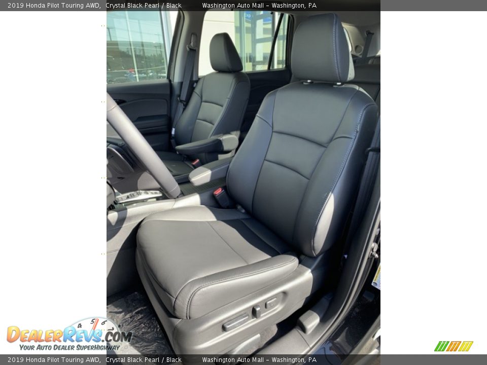 2019 Honda Pilot Touring AWD Crystal Black Pearl / Black Photo #12