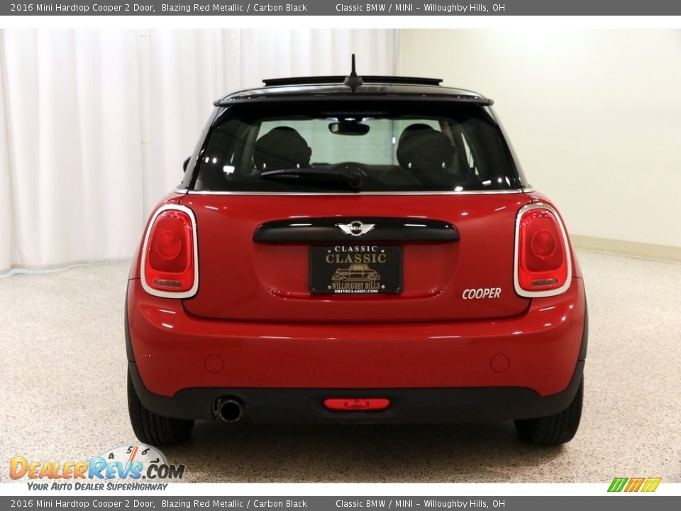 2016 Mini Hardtop Cooper 2 Door Blazing Red Metallic / Carbon Black Photo #18