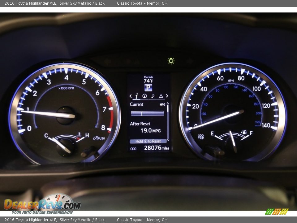 2016 Toyota Highlander XLE Silver Sky Metallic / Black Photo #7