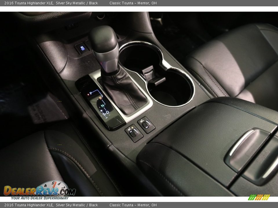 2016 Toyota Highlander XLE Silver Sky Metallic / Black Photo #11
