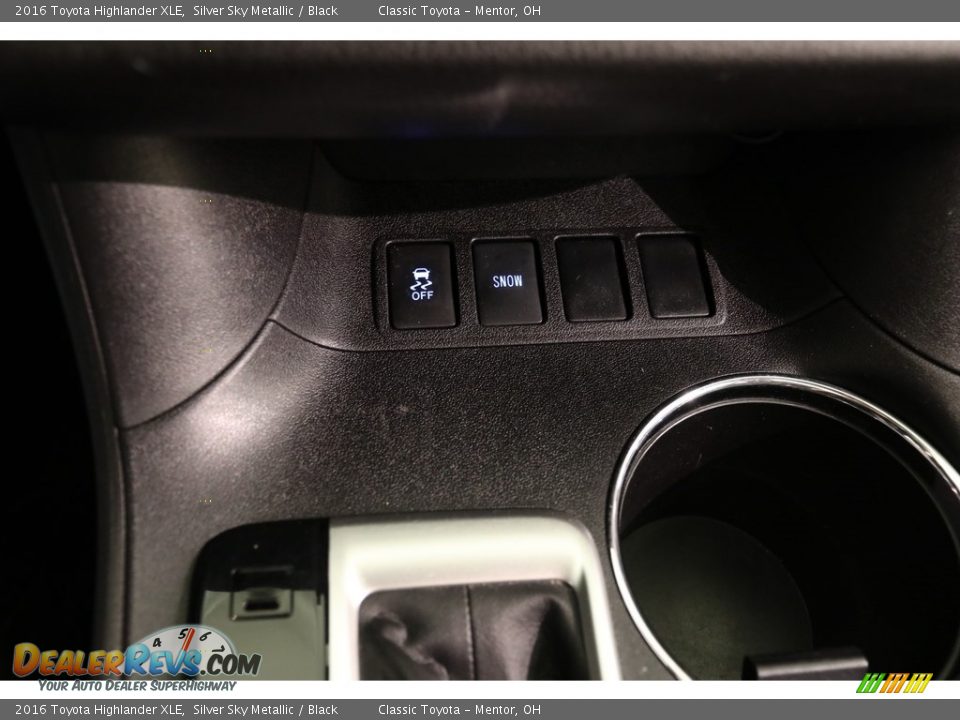 2016 Toyota Highlander XLE Silver Sky Metallic / Black Photo #13