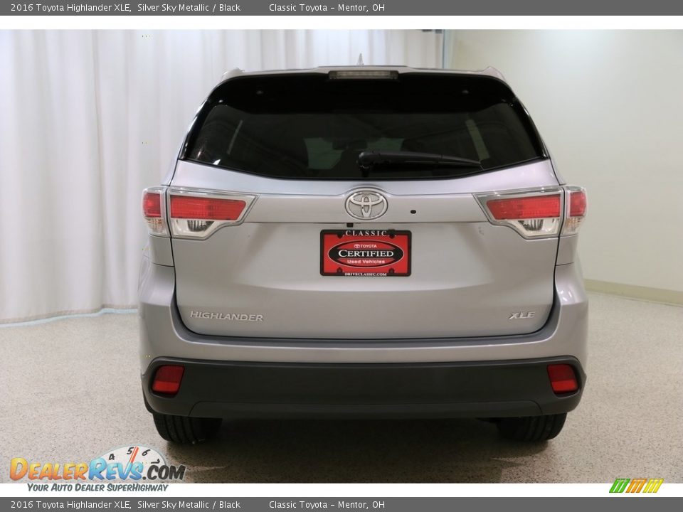 2016 Toyota Highlander XLE Silver Sky Metallic / Black Photo #19