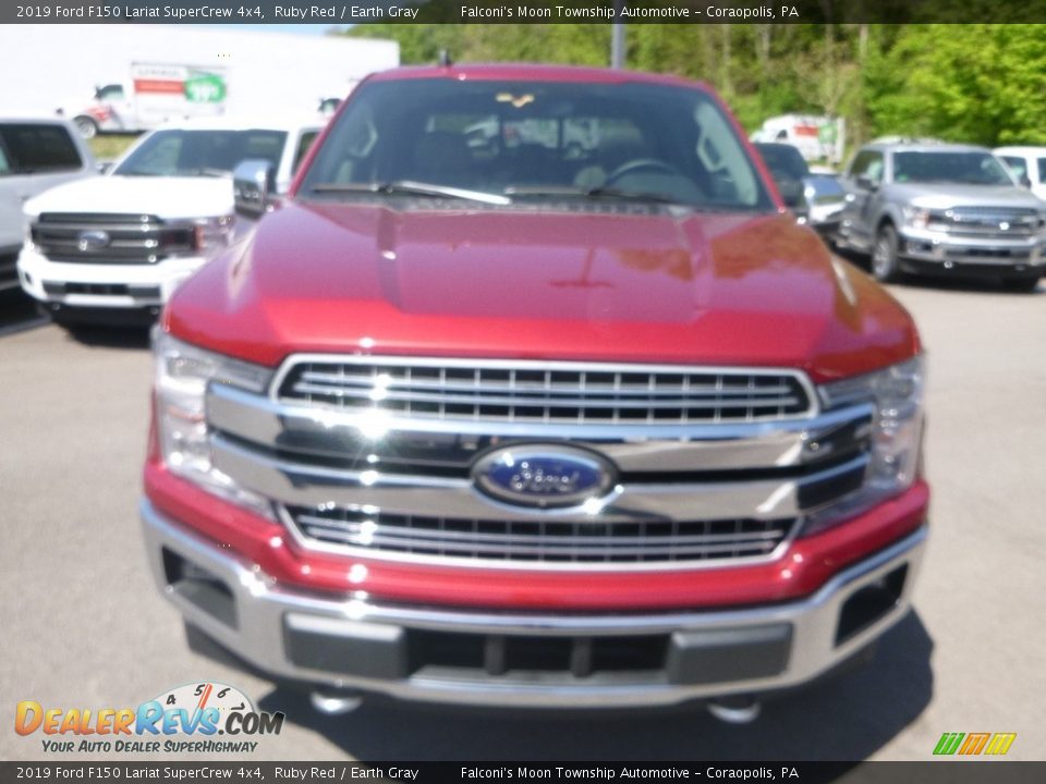 2019 Ford F150 Lariat SuperCrew 4x4 Ruby Red / Earth Gray Photo #4