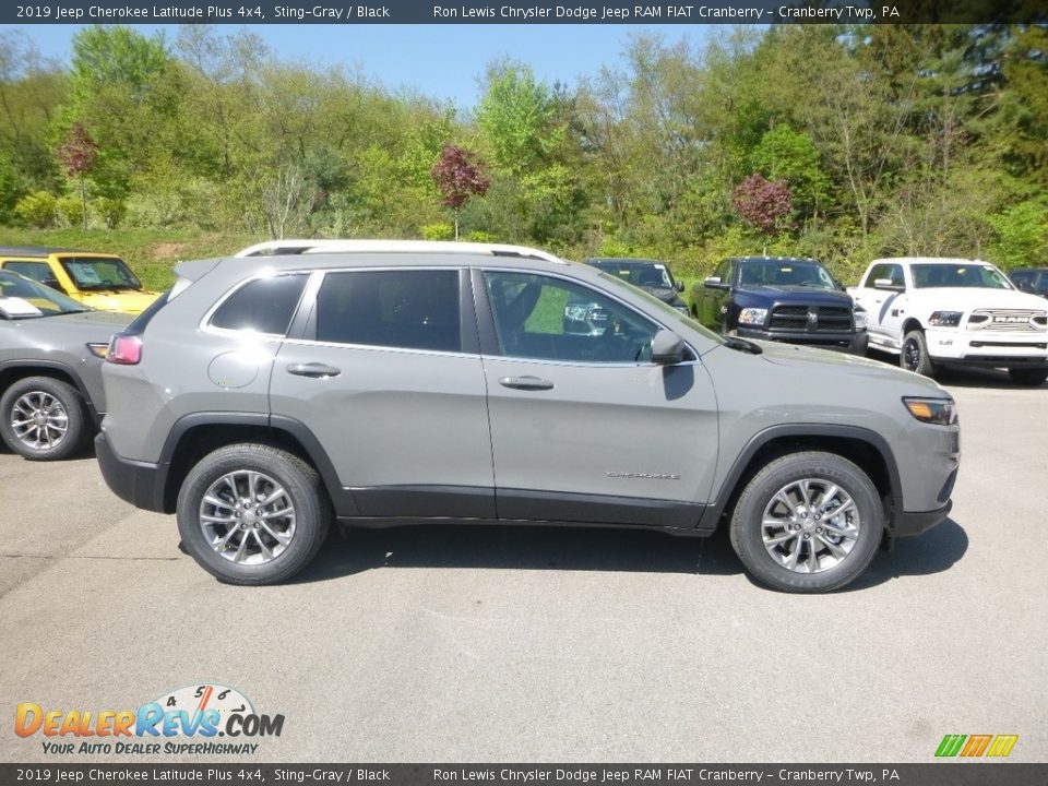 2019 Jeep Cherokee Latitude Plus 4x4 Sting-Gray / Black Photo #6