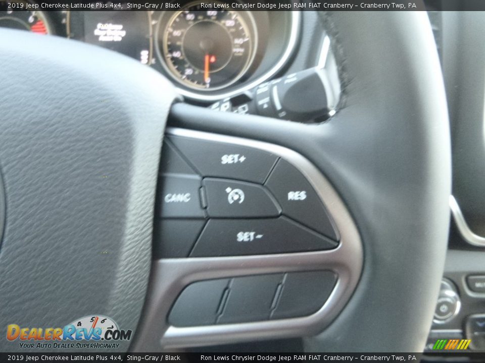2019 Jeep Cherokee Latitude Plus 4x4 Sting-Gray / Black Photo #18