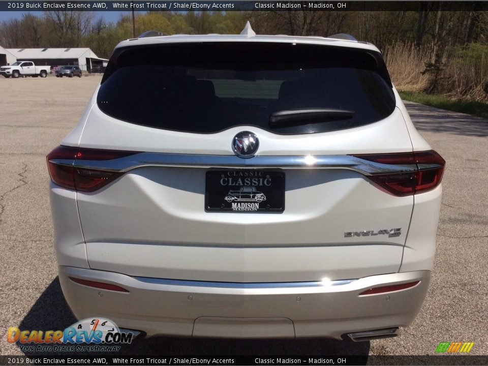 2019 Buick Enclave Essence AWD White Frost Tricoat / Shale/Ebony Accents Photo #4