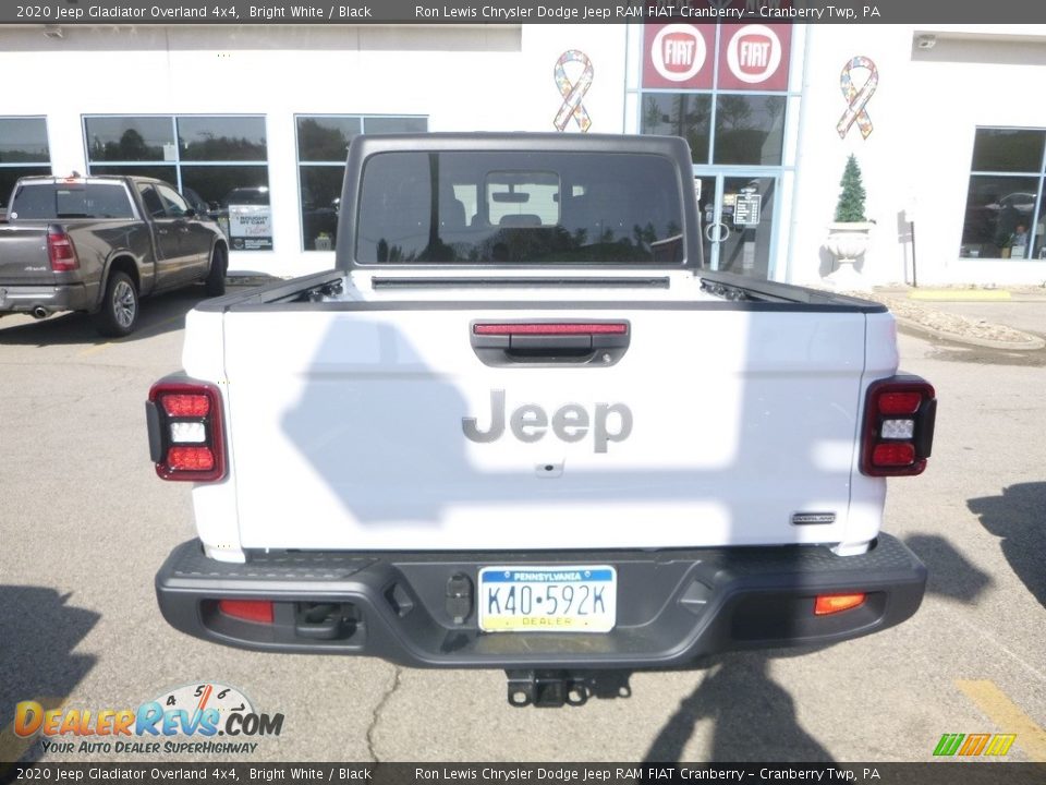 2020 Jeep Gladiator Overland 4x4 Bright White / Black Photo #5