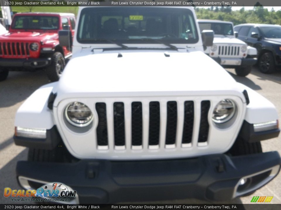 2020 Jeep Gladiator Overland 4x4 Bright White / Black Photo #10
