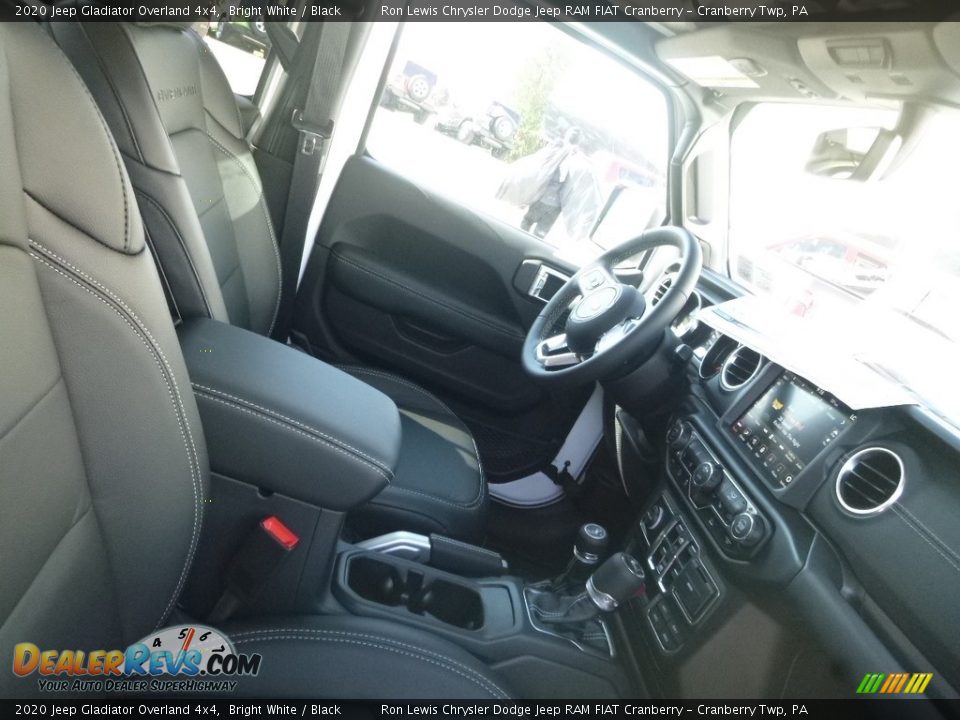 Front Seat of 2020 Jeep Gladiator Overland 4x4 Photo #11