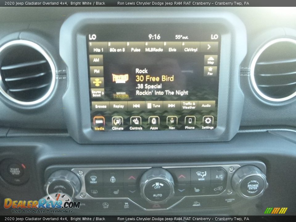 2020 Jeep Gladiator Overland 4x4 Bright White / Black Photo #17