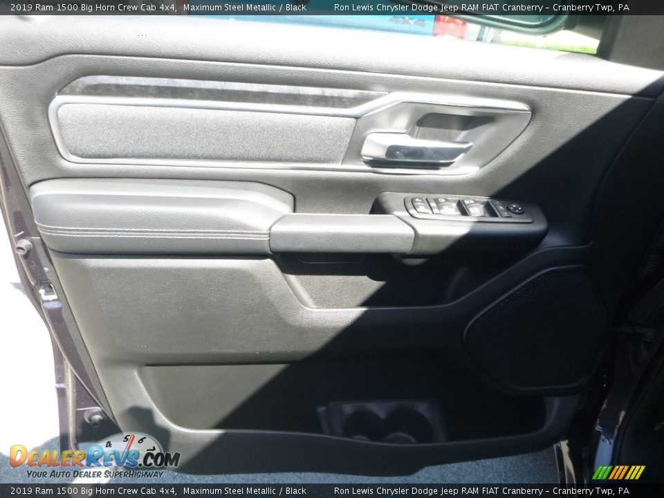2019 Ram 1500 Big Horn Crew Cab 4x4 Maximum Steel Metallic / Black Photo #12