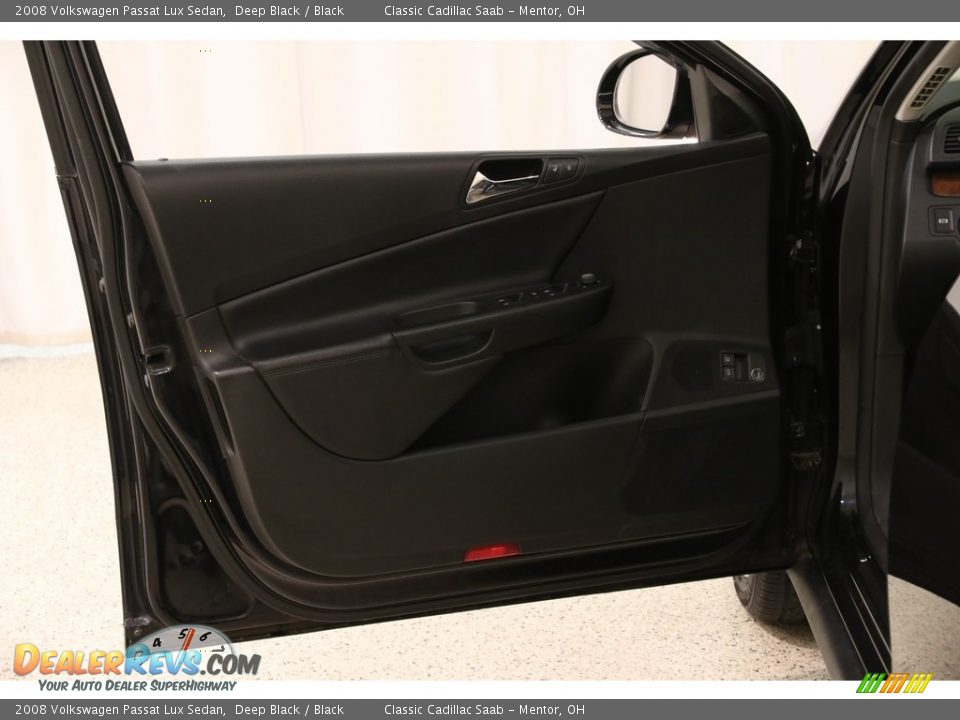 2008 Volkswagen Passat Lux Sedan Deep Black / Black Photo #4