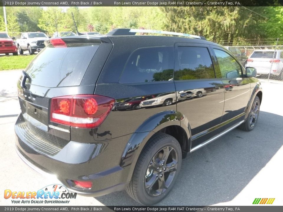 2019 Dodge Journey Crossroad AWD Pitch Black / Black Photo #6