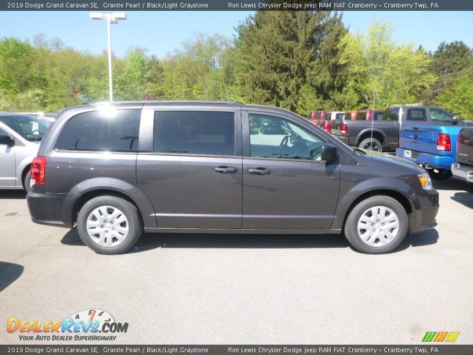 2019 Dodge Grand Caravan SE Granite Pearl / Black/Light Graystone Photo #6