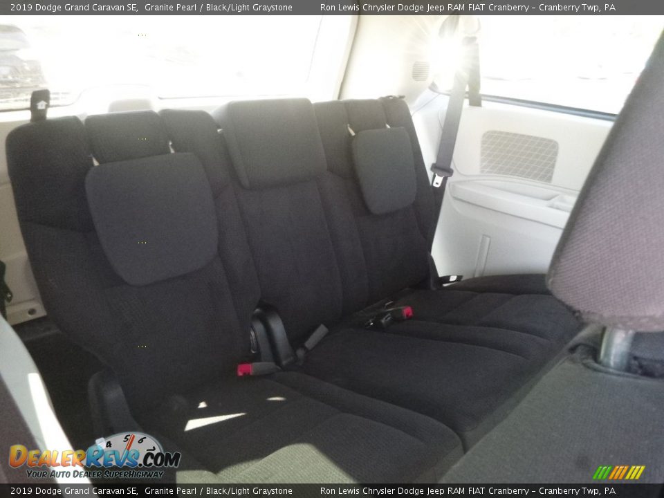 2019 Dodge Grand Caravan SE Granite Pearl / Black/Light Graystone Photo #12
