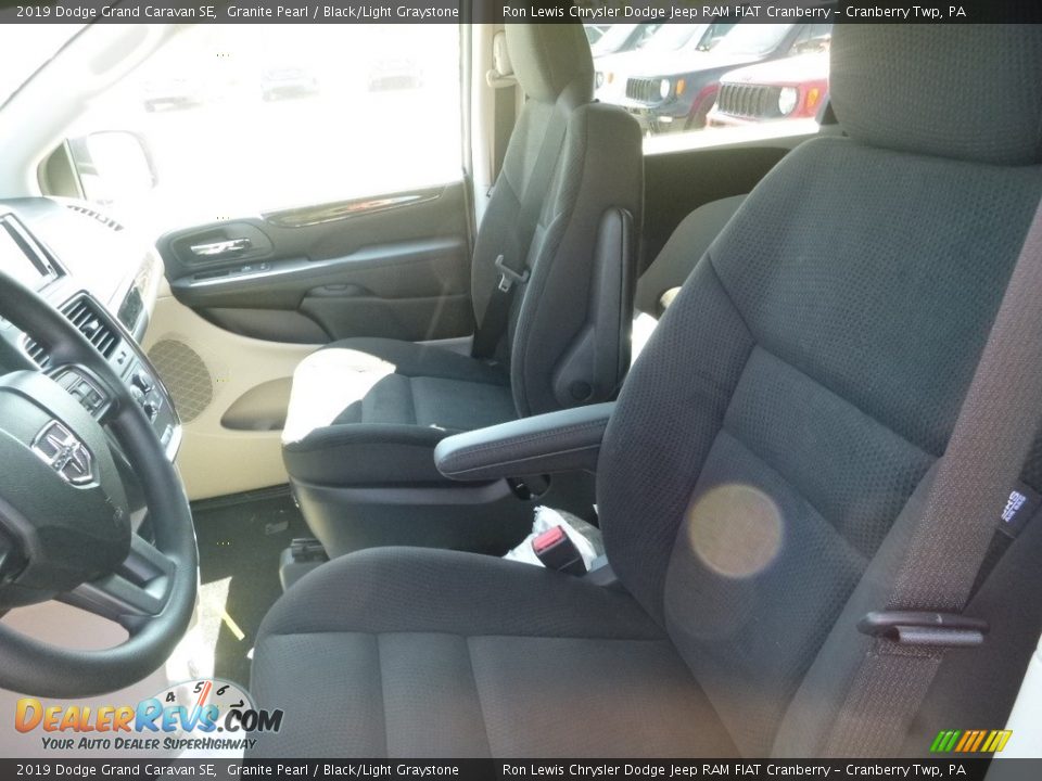 2019 Dodge Grand Caravan SE Granite Pearl / Black/Light Graystone Photo #14