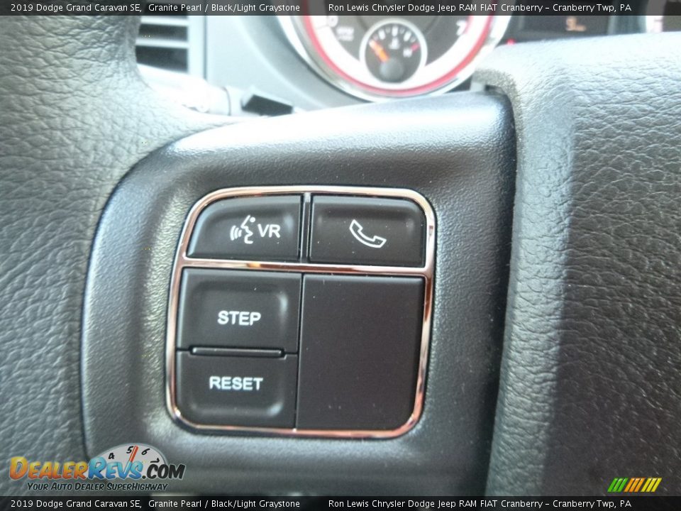 2019 Dodge Grand Caravan SE Granite Pearl / Black/Light Graystone Photo #19