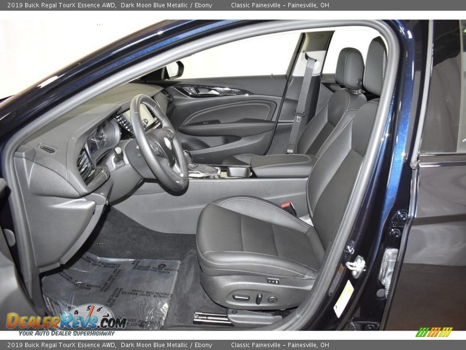 Ebony Interior - 2019 Buick Regal TourX Essence AWD Photo #8