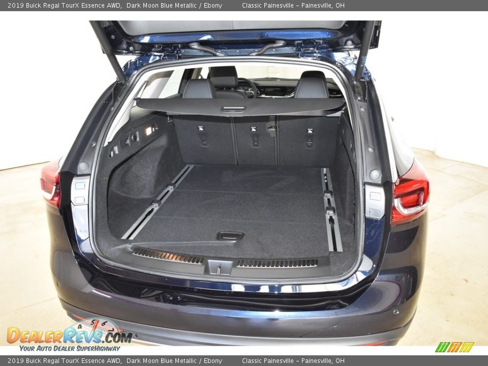 2019 Buick Regal TourX Essence AWD Trunk Photo #10