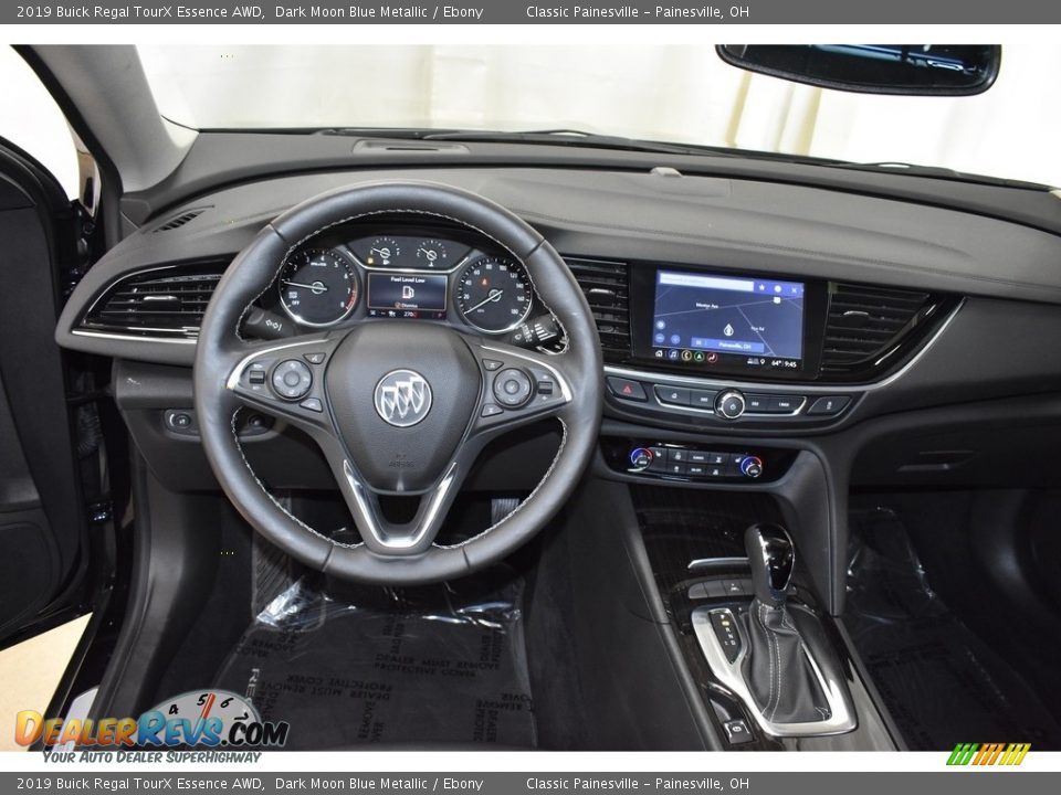 Dashboard of 2019 Buick Regal TourX Essence AWD Photo #12