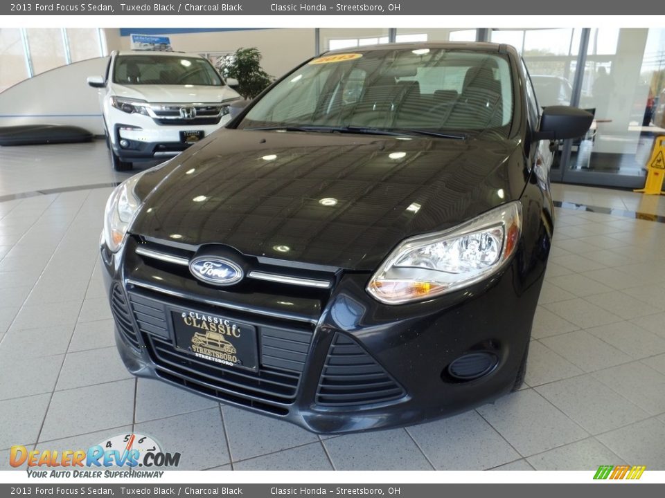 2013 Ford Focus S Sedan Tuxedo Black / Charcoal Black Photo #1