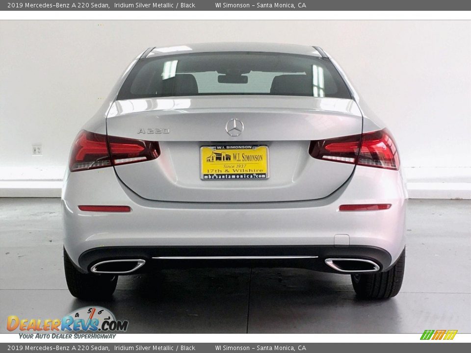 2019 Mercedes-Benz A 220 Sedan Iridium Silver Metallic / Black Photo #3