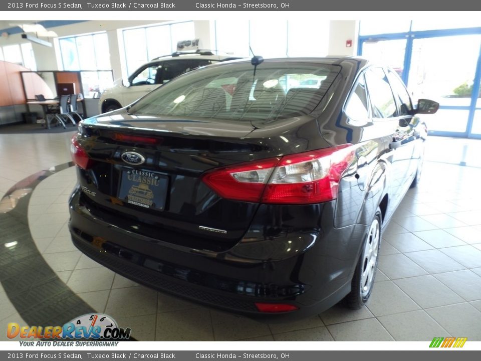 2013 Ford Focus S Sedan Tuxedo Black / Charcoal Black Photo #4
