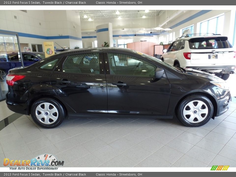 2013 Ford Focus S Sedan Tuxedo Black / Charcoal Black Photo #5