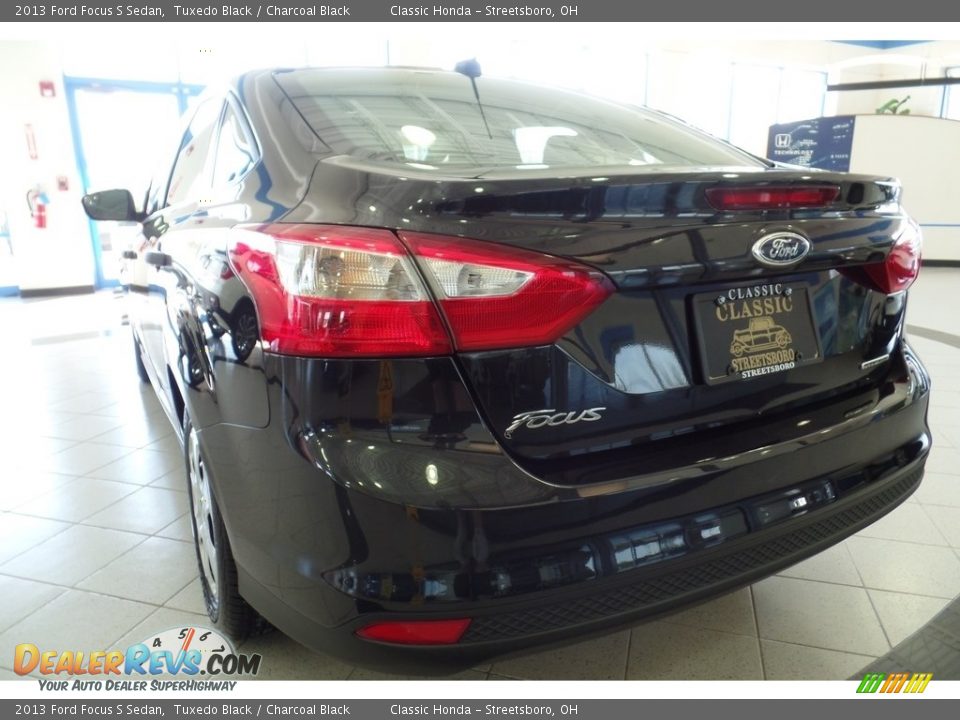 2013 Ford Focus S Sedan Tuxedo Black / Charcoal Black Photo #9