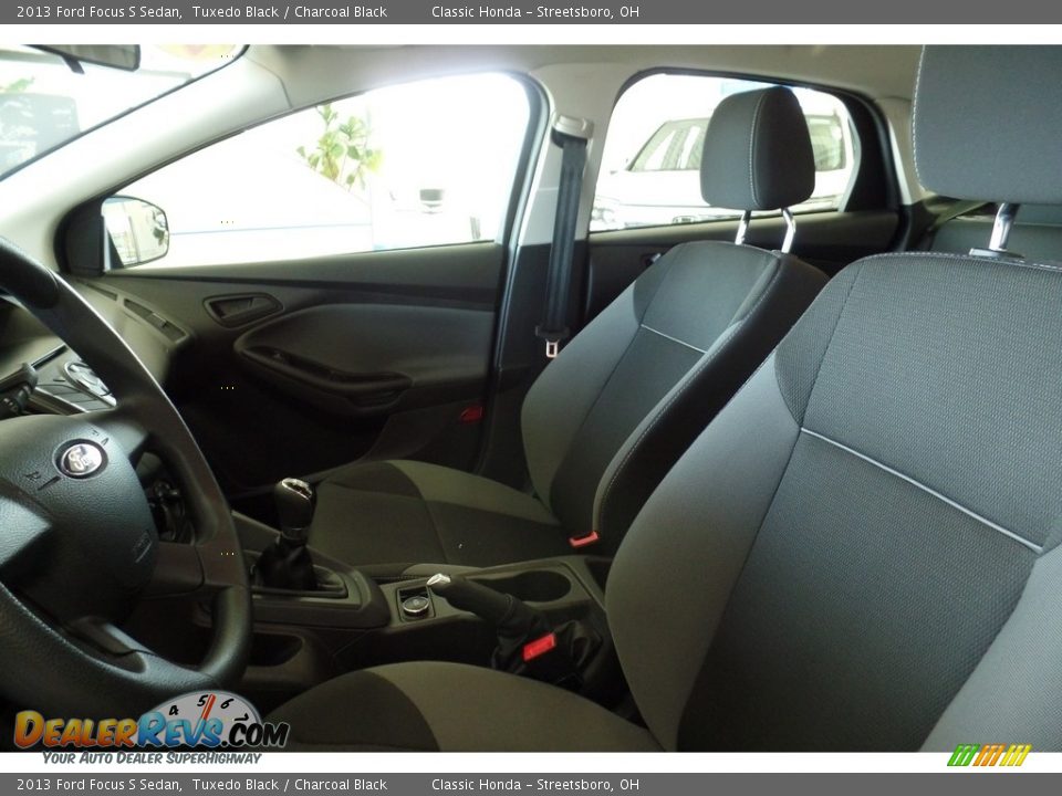 2013 Ford Focus S Sedan Tuxedo Black / Charcoal Black Photo #16